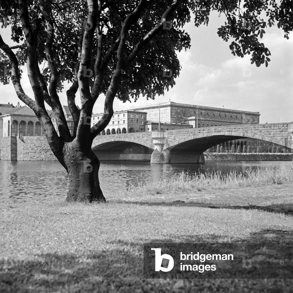 Muelheim town hall, Germany 1930s (b/w photo)