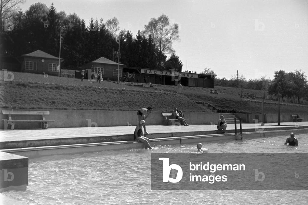 A stay at a health resort in Bad Rappenau, Germany 1930s (b/w photo)