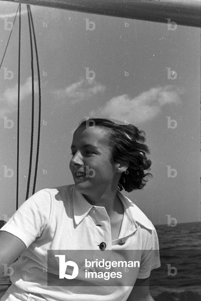 A summer day at the Baltic Sea, Germany 1930s (b/w photo)