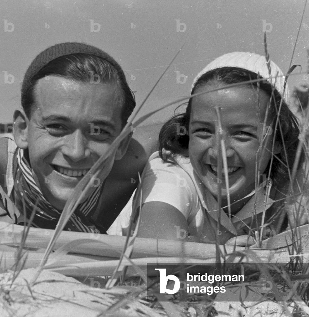 Vacation at the Baltic Sea, Germany 1930s (b/w photo)