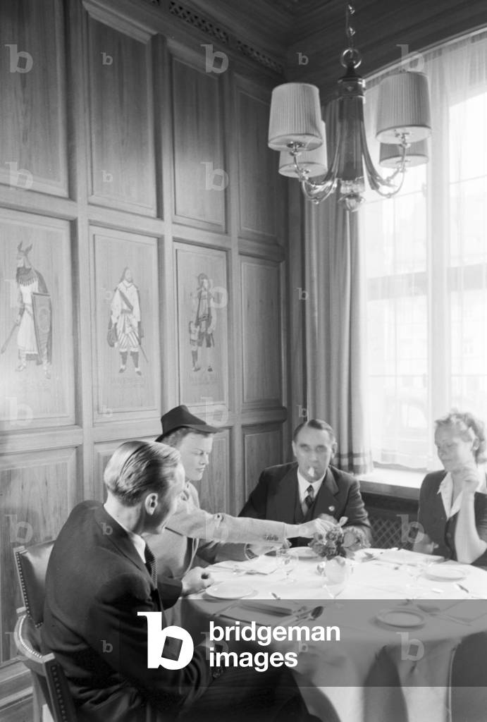 The hotel elephant in Weimar, Germany 1930s (b/w photo)