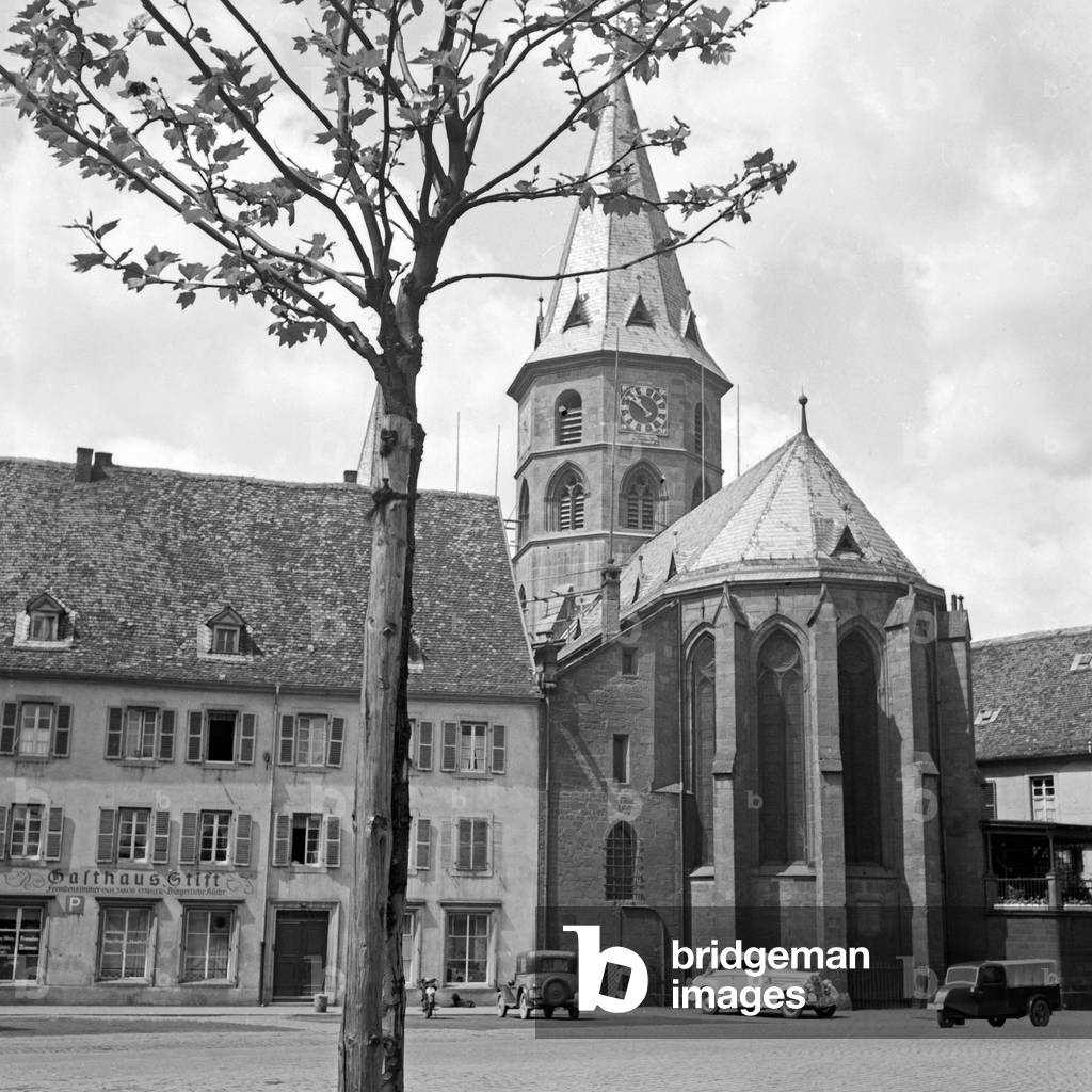 St Martin's and St Mary's collegiate church at Kaiserslautern, Germany 1930s (b/w photo)