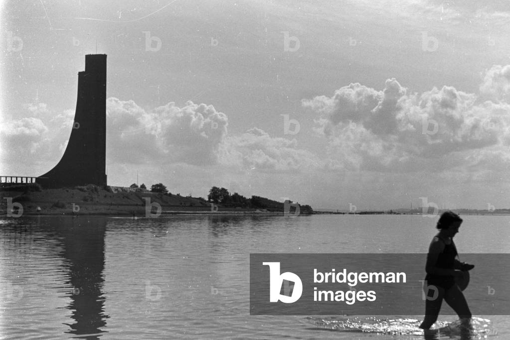 Navy memorial monument at Laboe, Germany 1930s (b/w photo)