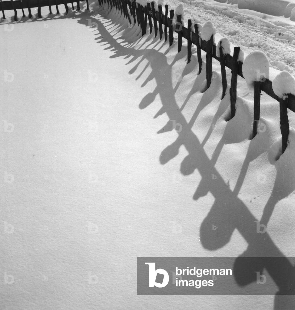 Winter vacation at the Arlberg area, Austria 1930s (b/w photo)