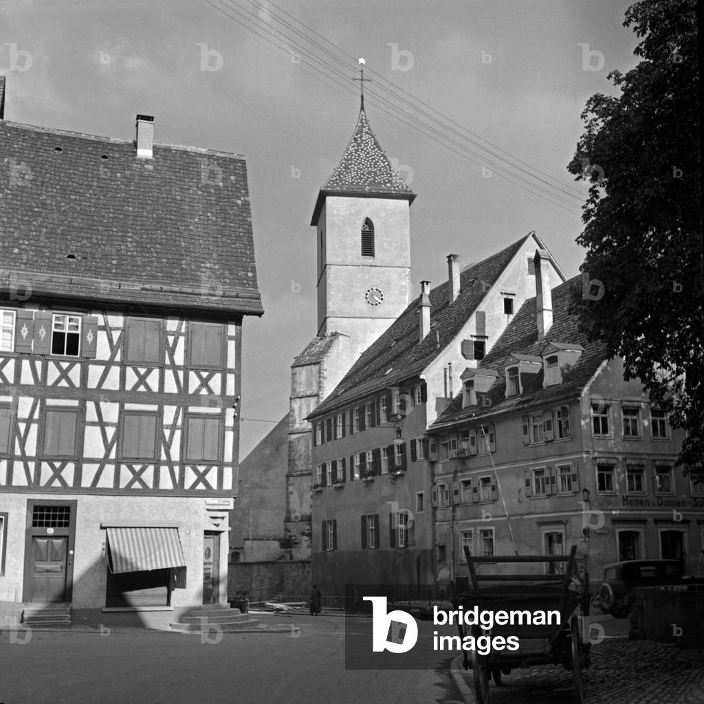 View to the church of Our Lady at Horb at river Neckar, Germany 1930s (b/w photo)