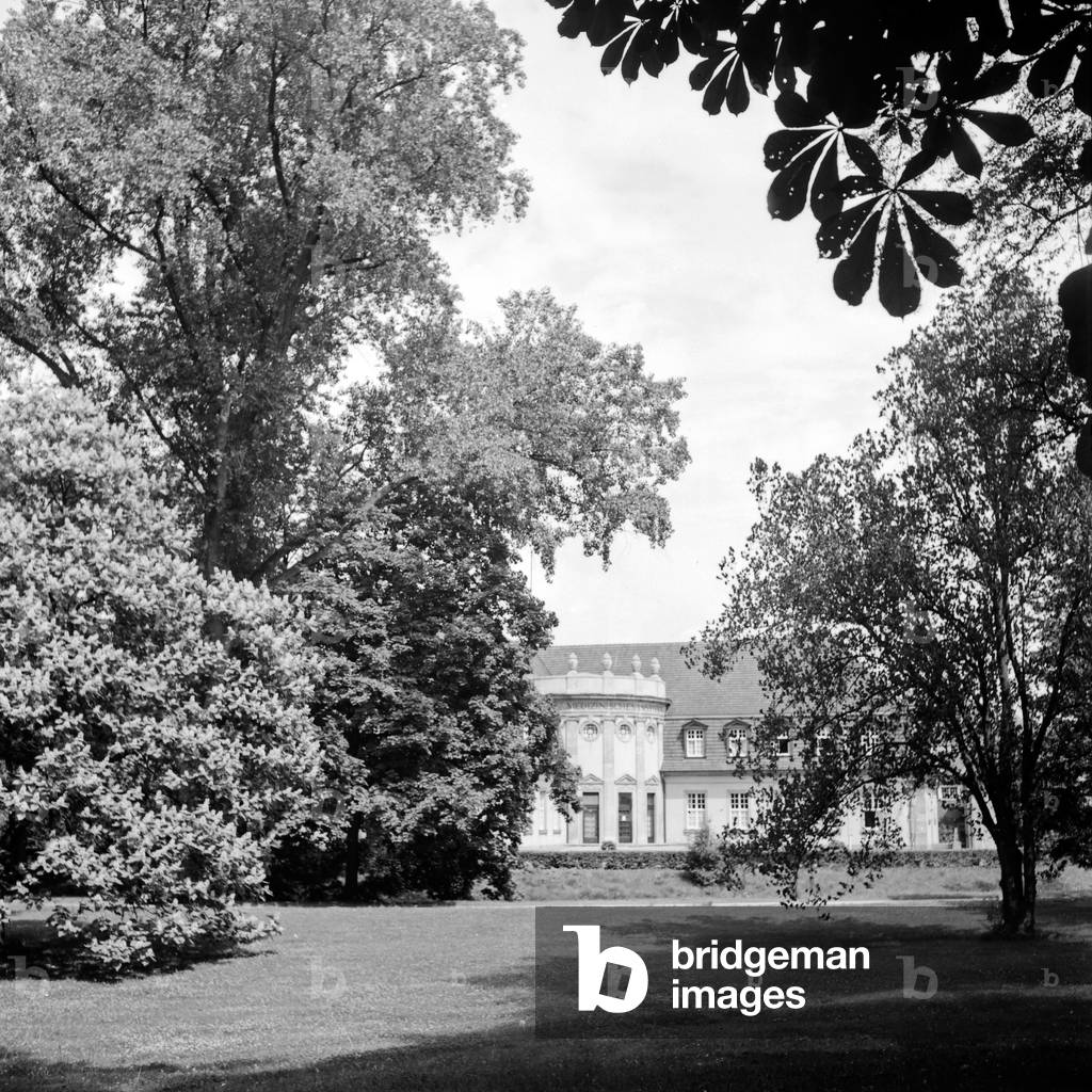 Spa resort at Bad Nauheim, Germany 1930s (b/w photo)