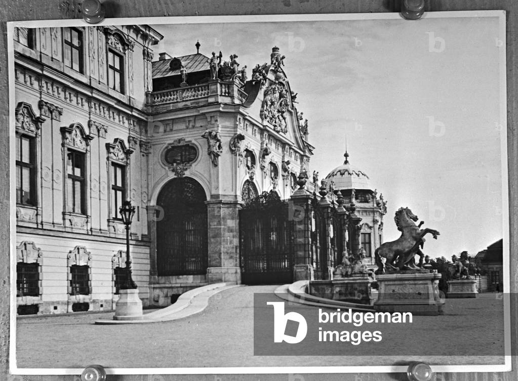 Artwork of an elder photograph, Germany 1930s (b/w photo)