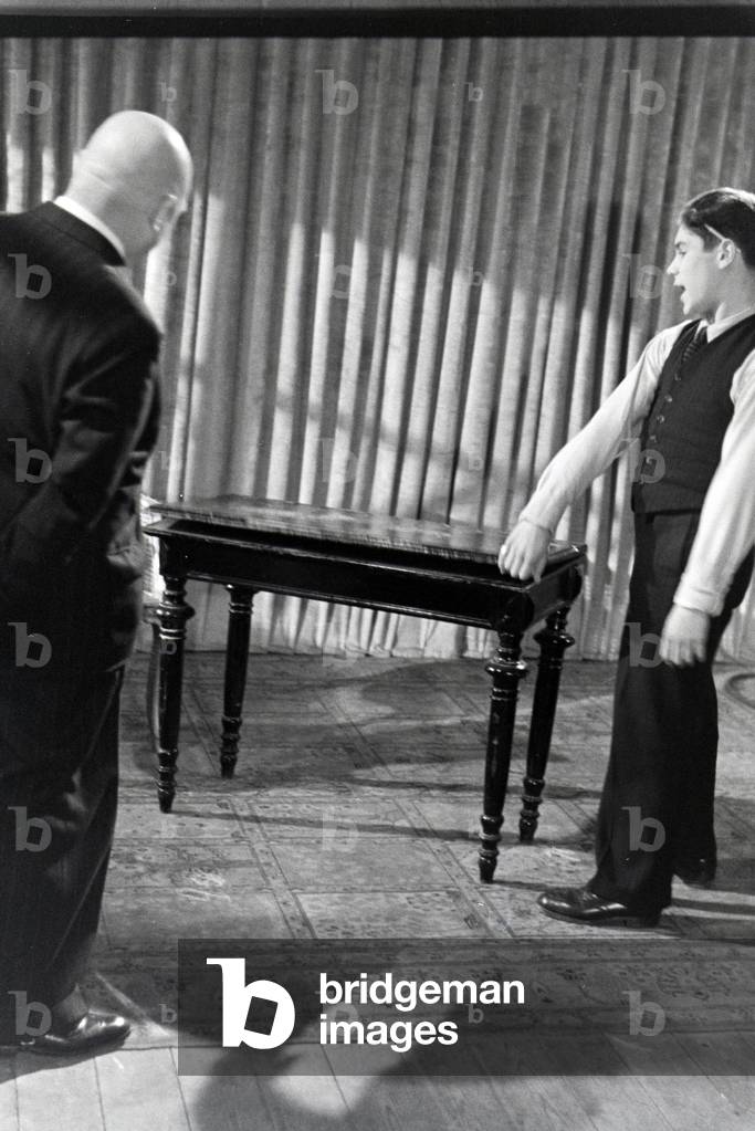 Actors at the audition for the film Familienanschluss by Carl Boese, Germany ca.1940 (b/w photo)