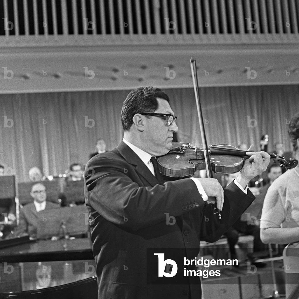 Wolfgang Schneiderhan, husband of German soprano singer Irmgard Seefried, Germany 1960s