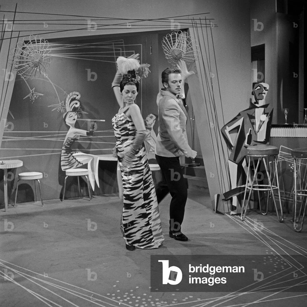 A couple doing rehearsals for a TGV entertainment show latino dancing, Germany 1950s