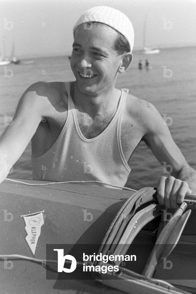 Vacation at the Baltic Sea, Germany 1930s (b/w photo)