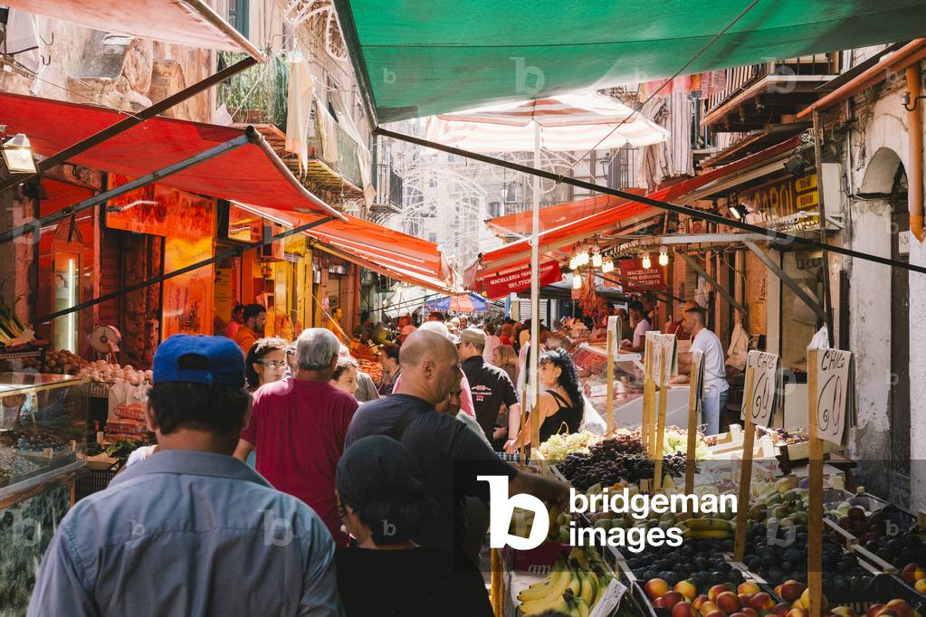 A view of the Capo market in Palermo, Sicily, Italy, August 2014 (photo)