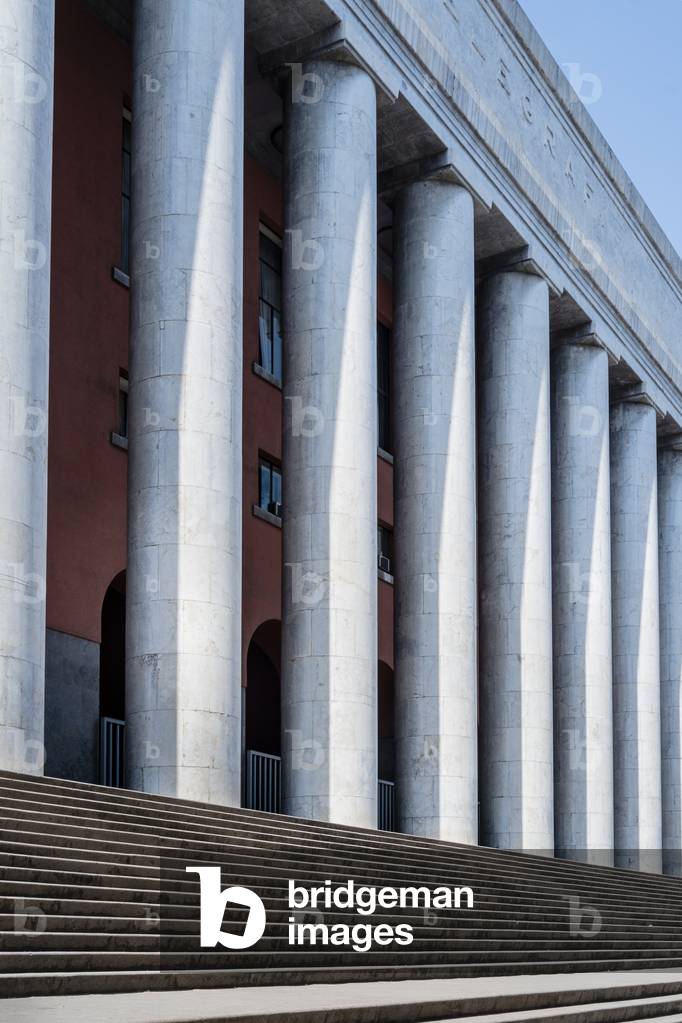 Palazzo delle Poste, Palermo, Sicily, Italy, August 2014 (photo)