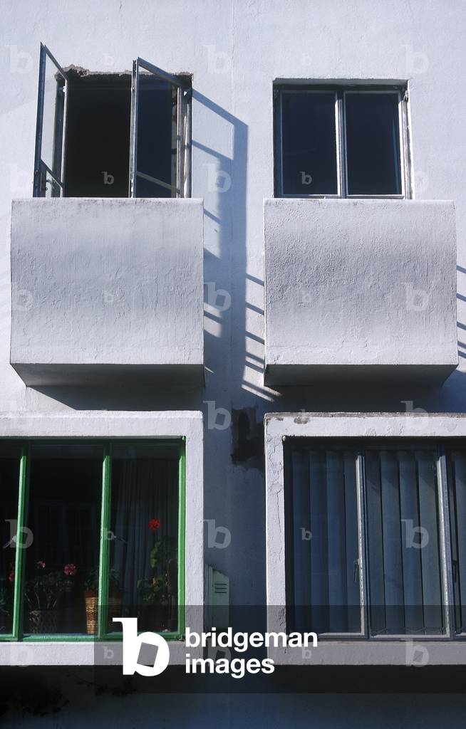 85-91 Genesta Road, London, UK (photo)