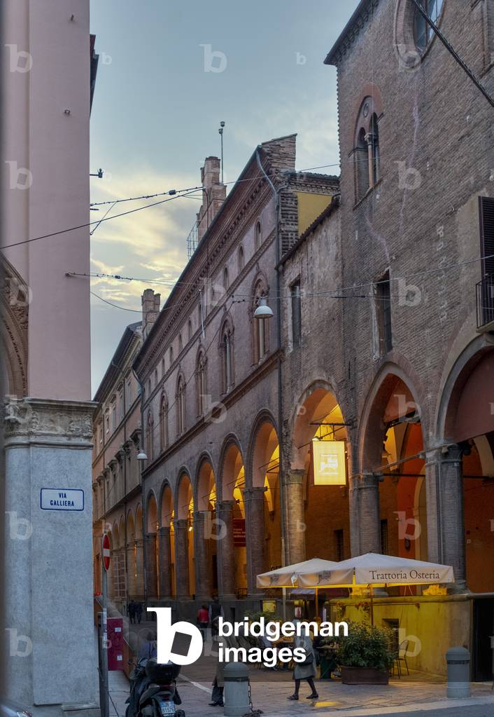 Via Manzoni, Bologna, Italy (photo)