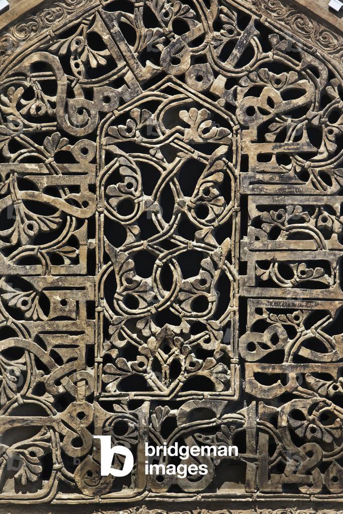 islamic art-detail of a window-stucco-inv.n.2388-from the mosque of al Salih Tala'i'-Fatimid 1160-IMG_5302