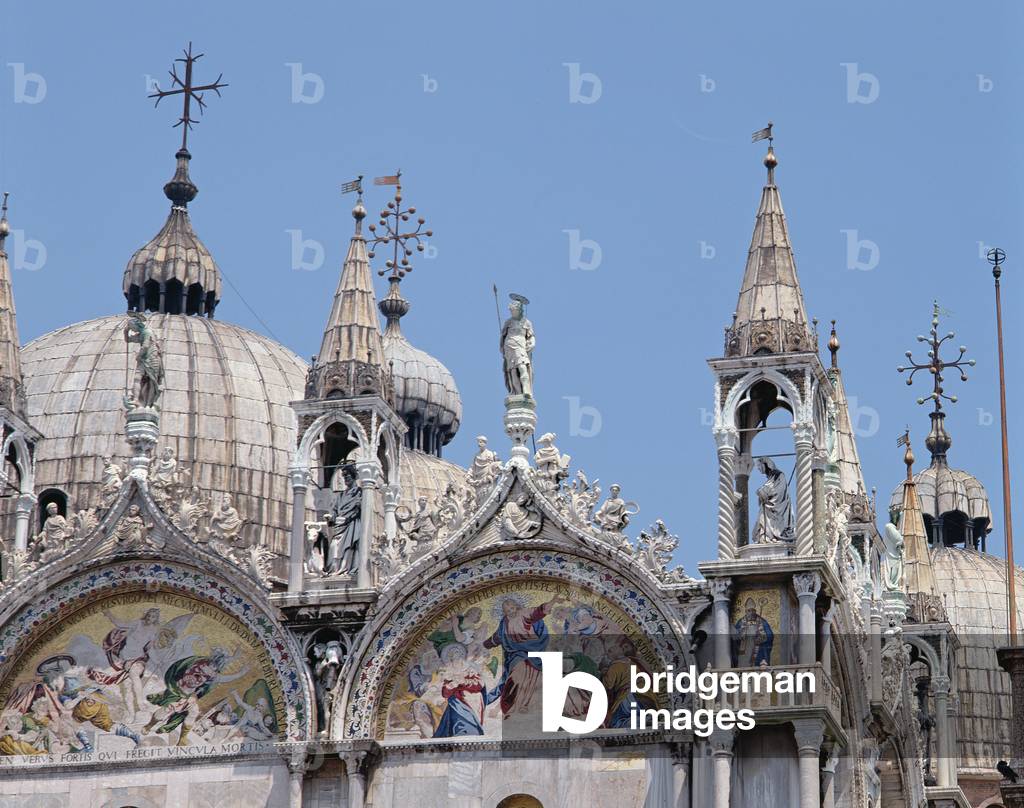Detail of the Basilica of San Marco, Venice (photo)