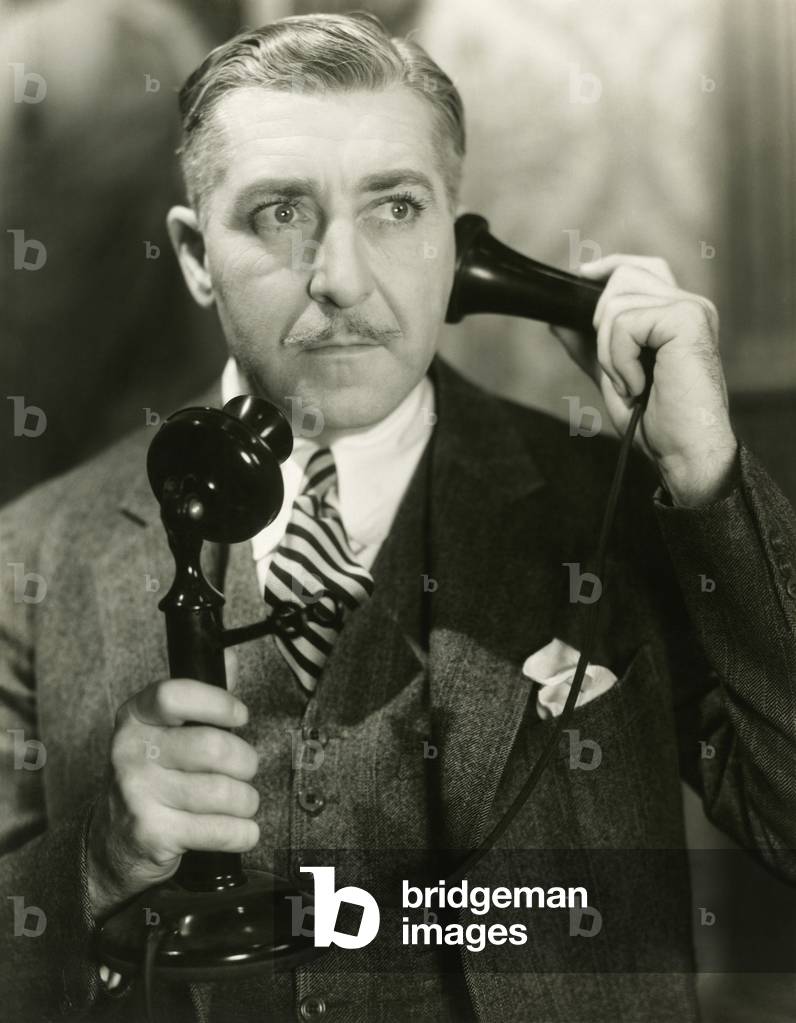 Important phone call - (ov378)
