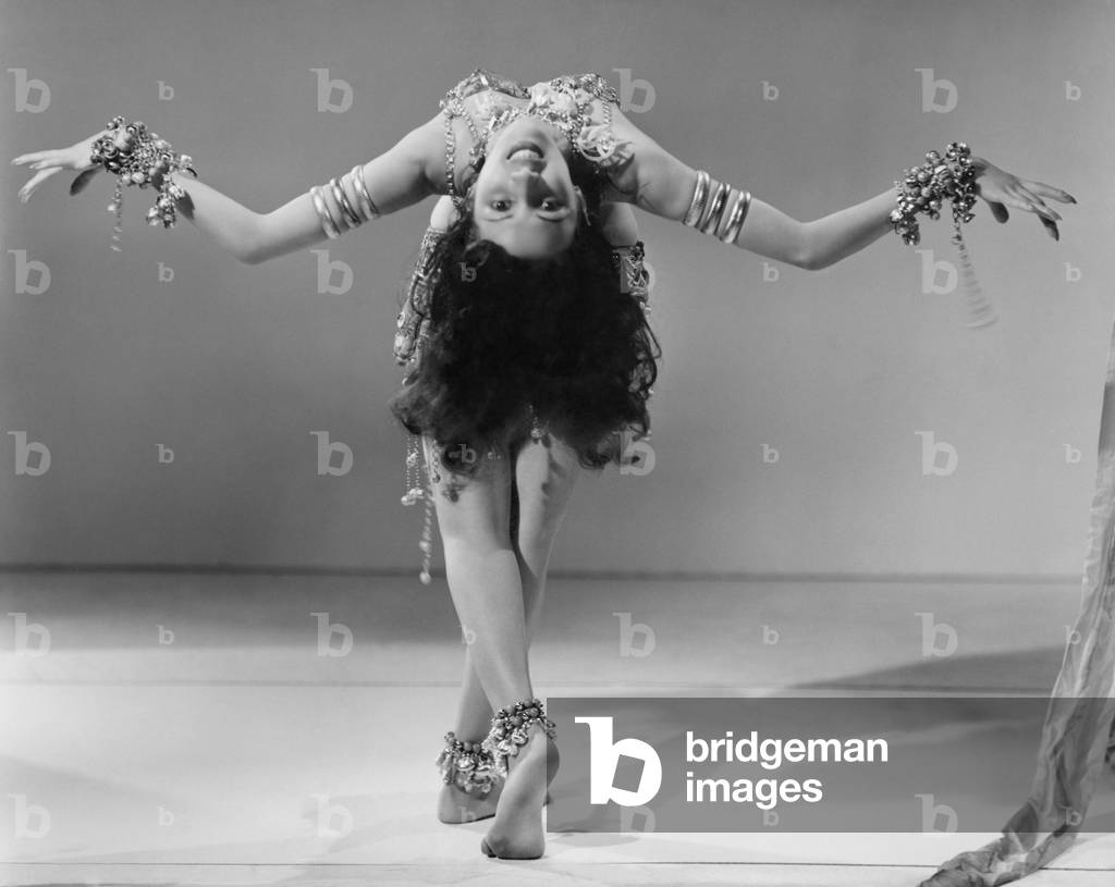 BELLY DANCING (EV001633_H)