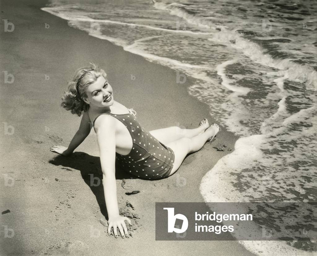 Bathing Beauty - (ov76)