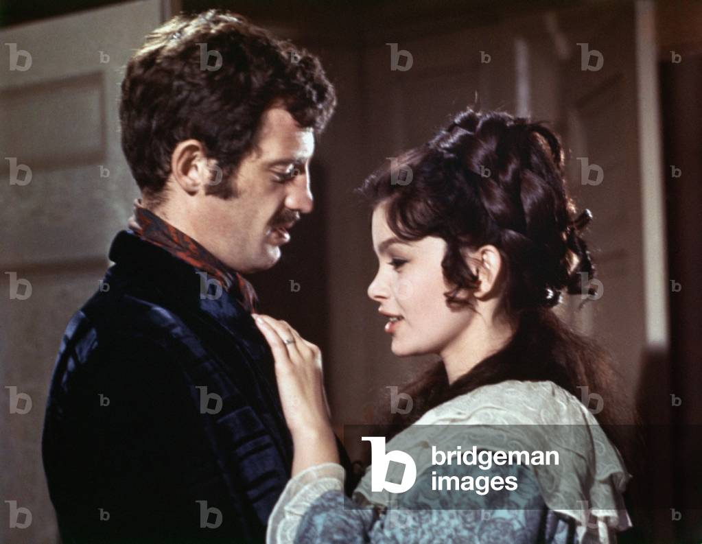 Jean-Paul Belmondo and Genevi�ve Bujold in The Thief of Paris