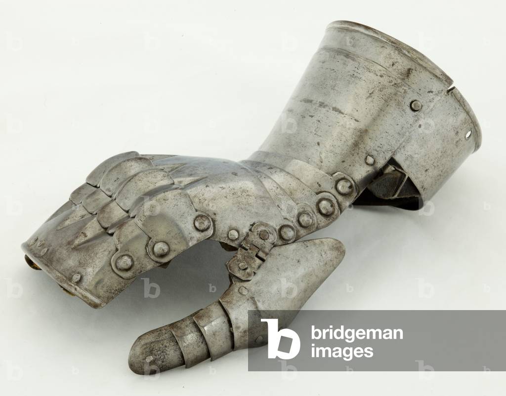 Left Gauntlet, c.1490-1510, restored 19th century (steel & leather)