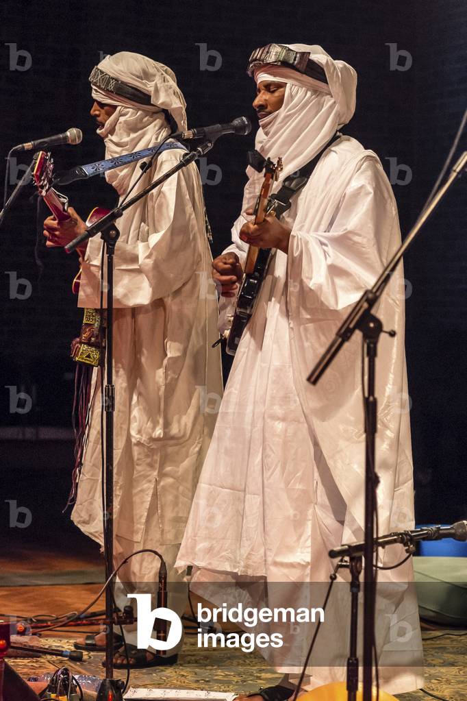 Etran Fitatawa Musician(s)  Etran Fintawa