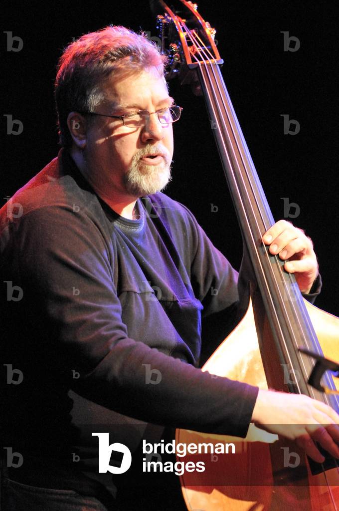 Acclaimed American bassist Michael Formanek