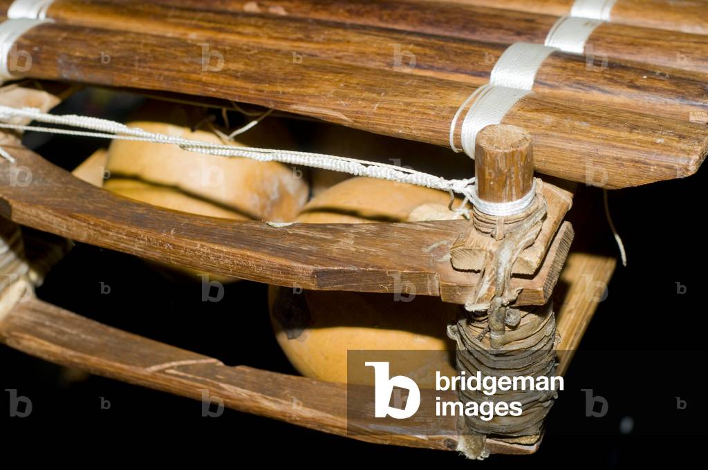 Balafon construction detail