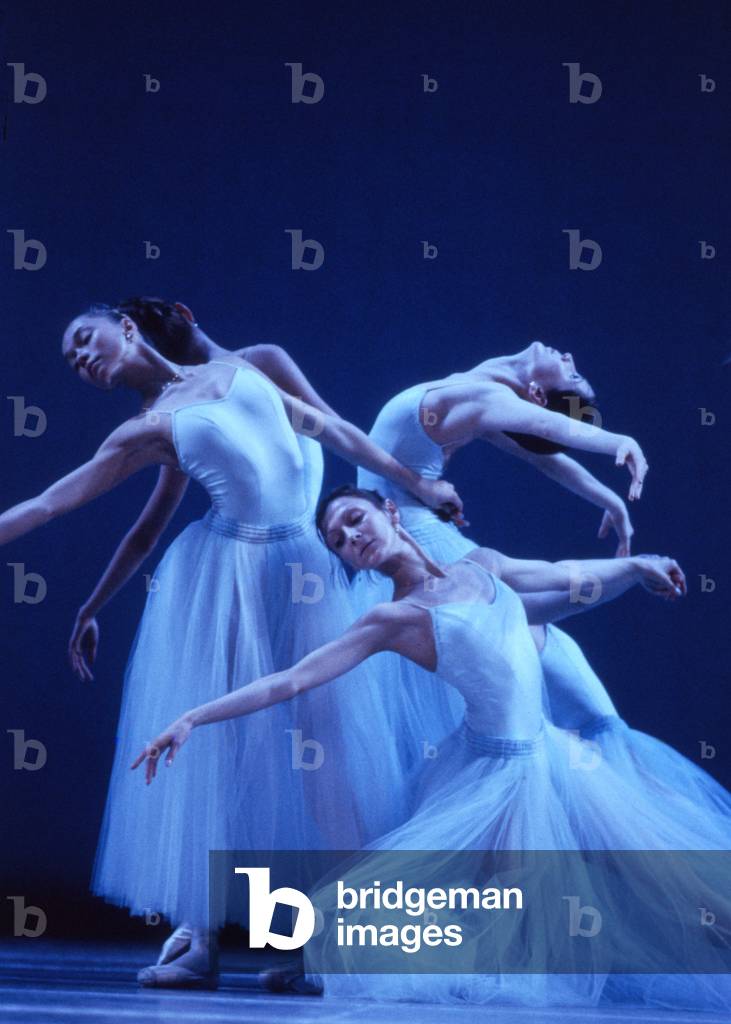 Tchaikovsky's ballet Serenade Kirov