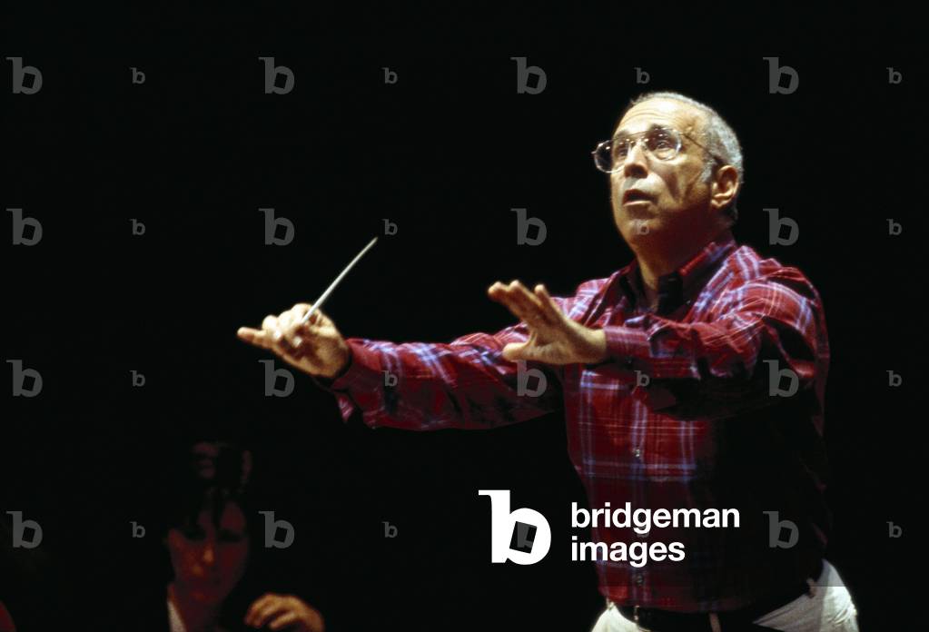 FOSTER Lawrence -conducting at