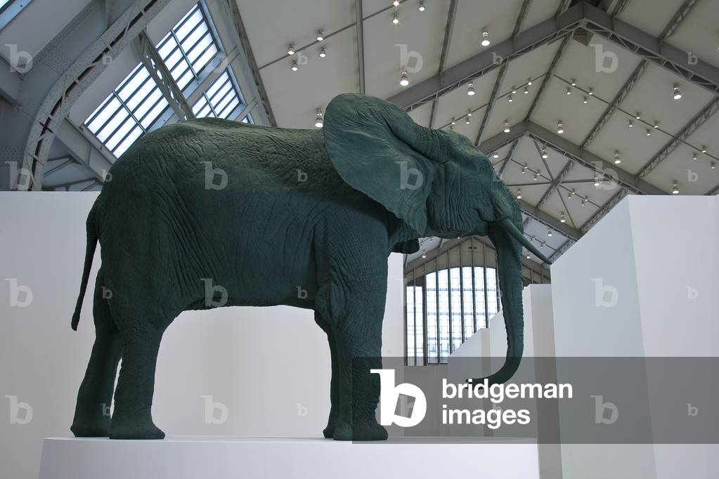 Elefant/ Elephant, 1987 (polyester, wood, paint)