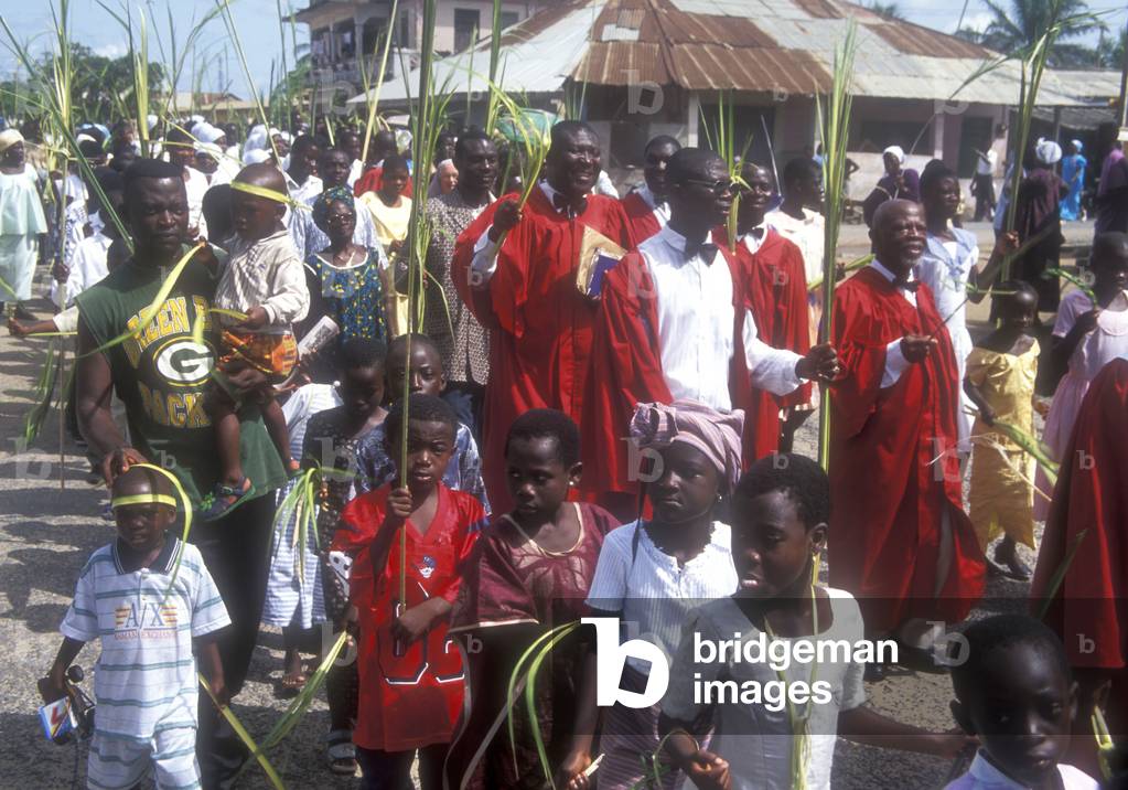 Palm Sunday procession at the Catholic Church in Winneba, Ghana (photo)