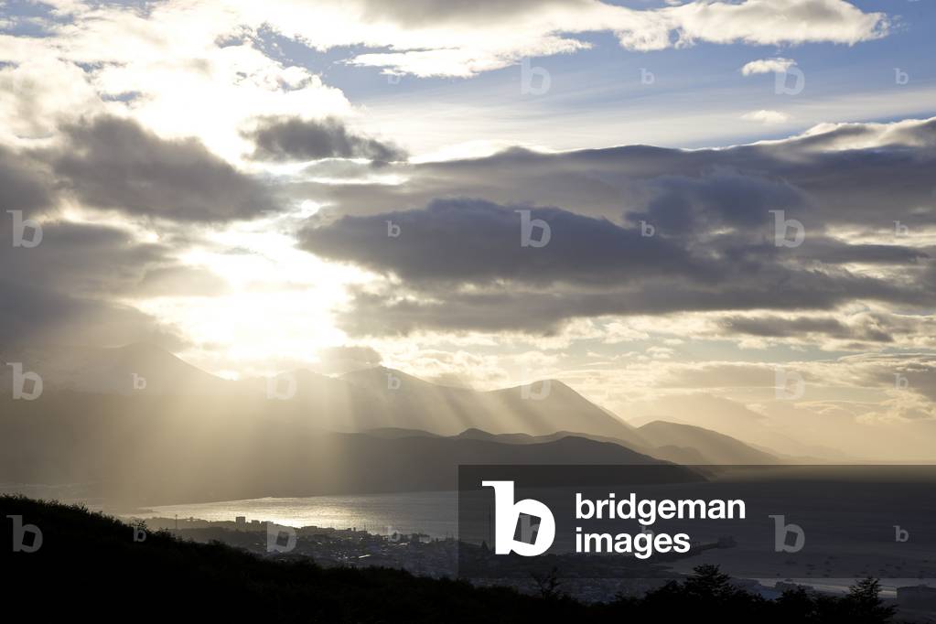 Ushuaia at sunrise (photo)