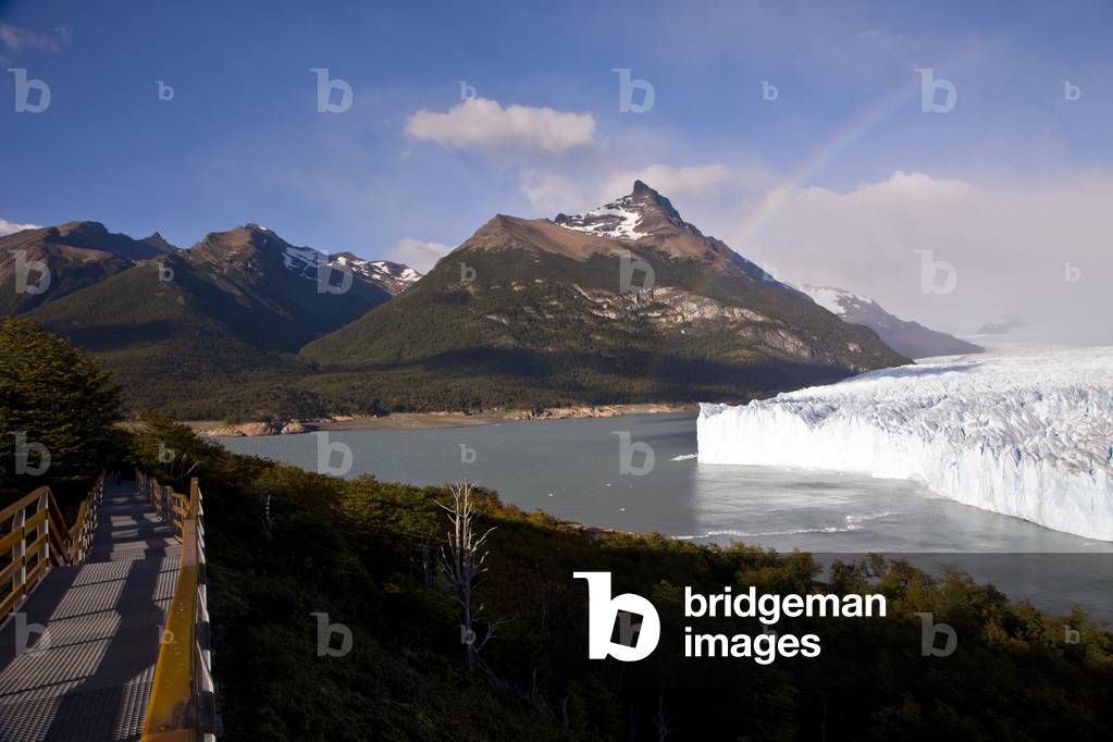 Breaking Wall of Glaciar Perito Moreno (photo)
