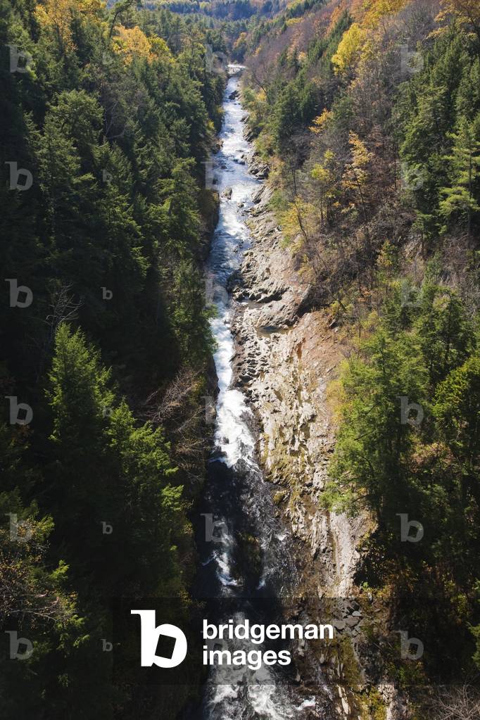 The Quechee Gorge, Vermont, USA (photo)
