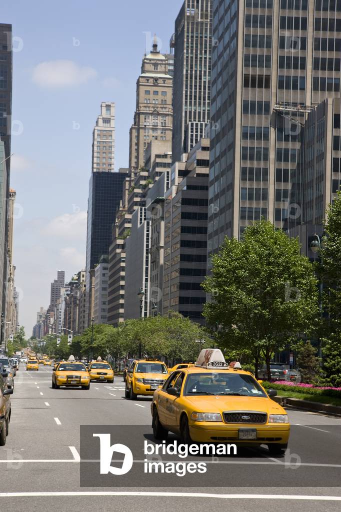 Park Avenue in midtown Manhattan (photo)
