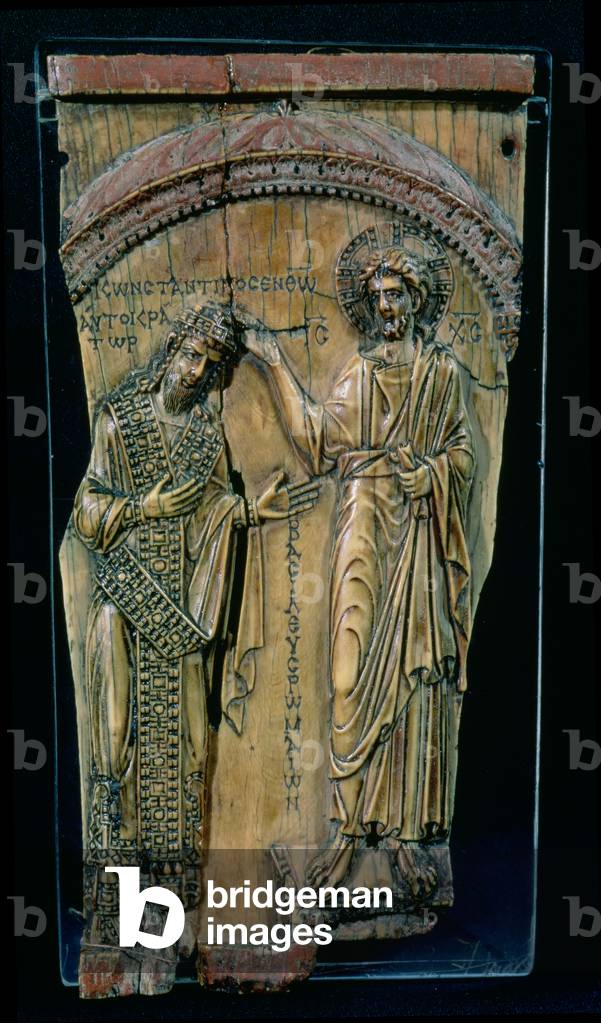 Christ Crowning the Emperor Constantine VII (ivory)
