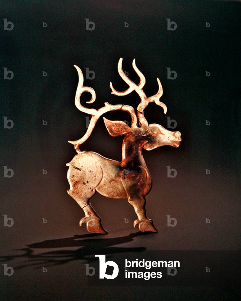 Stag, 11th- 9th century BC (nephrite jade)