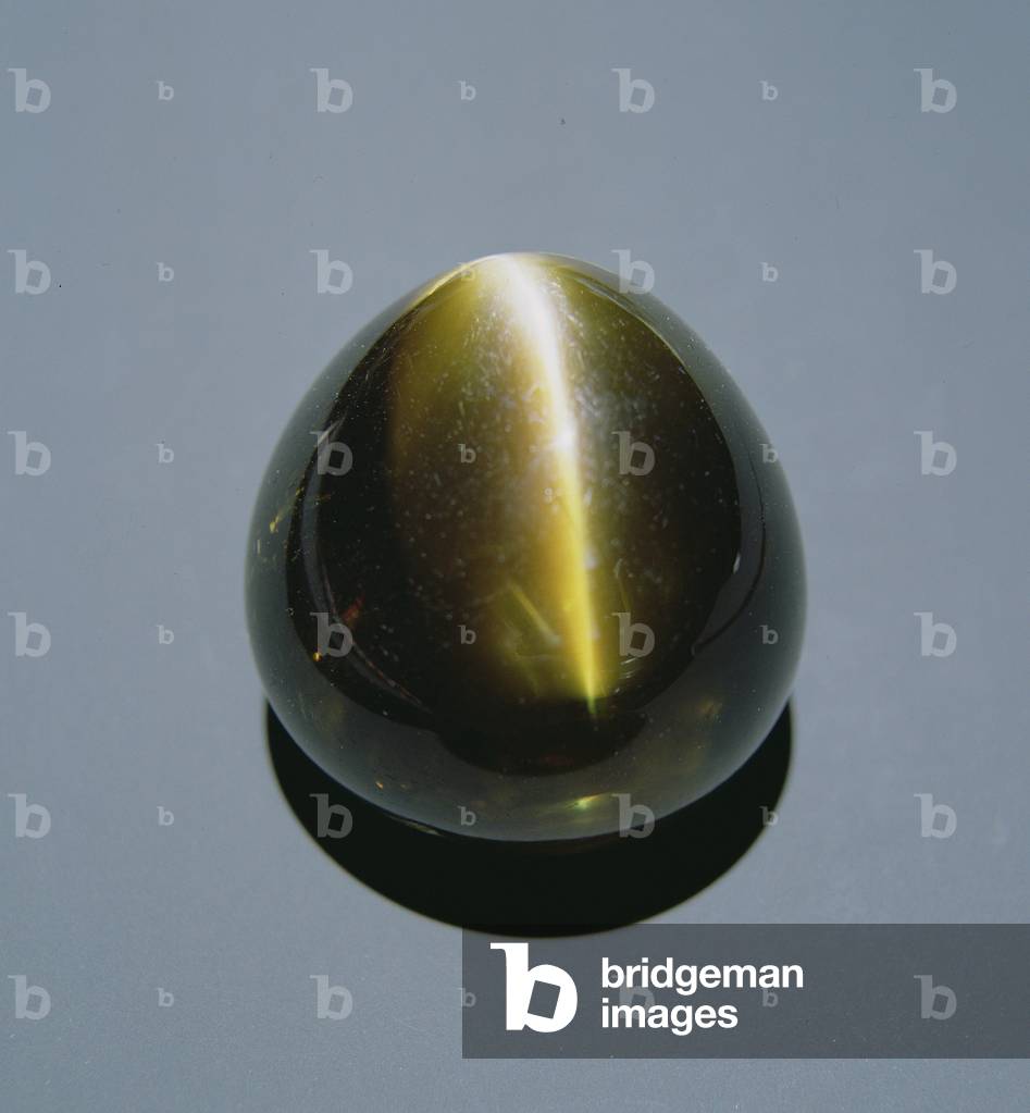 Cat's Eye (chrysoberyl)