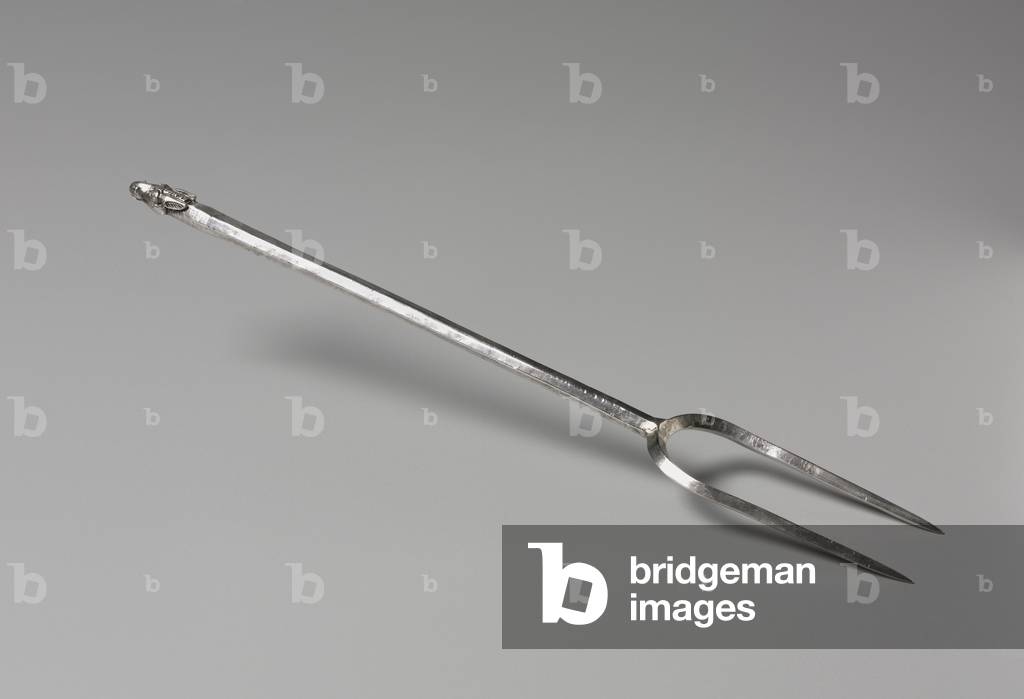 Fork with Mule-Head Finial, 375-425 (silver) 
