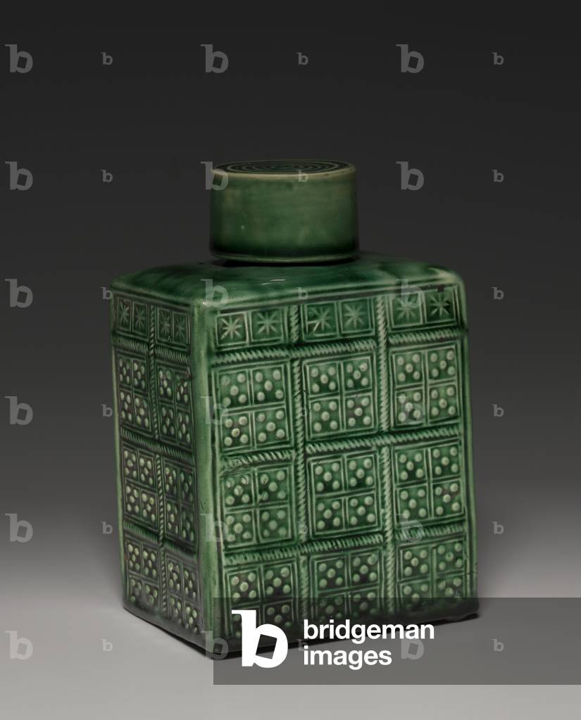 Tea Caddy with Lid, Staffordshire Factory, c.1750-1800 (earthenware) 
