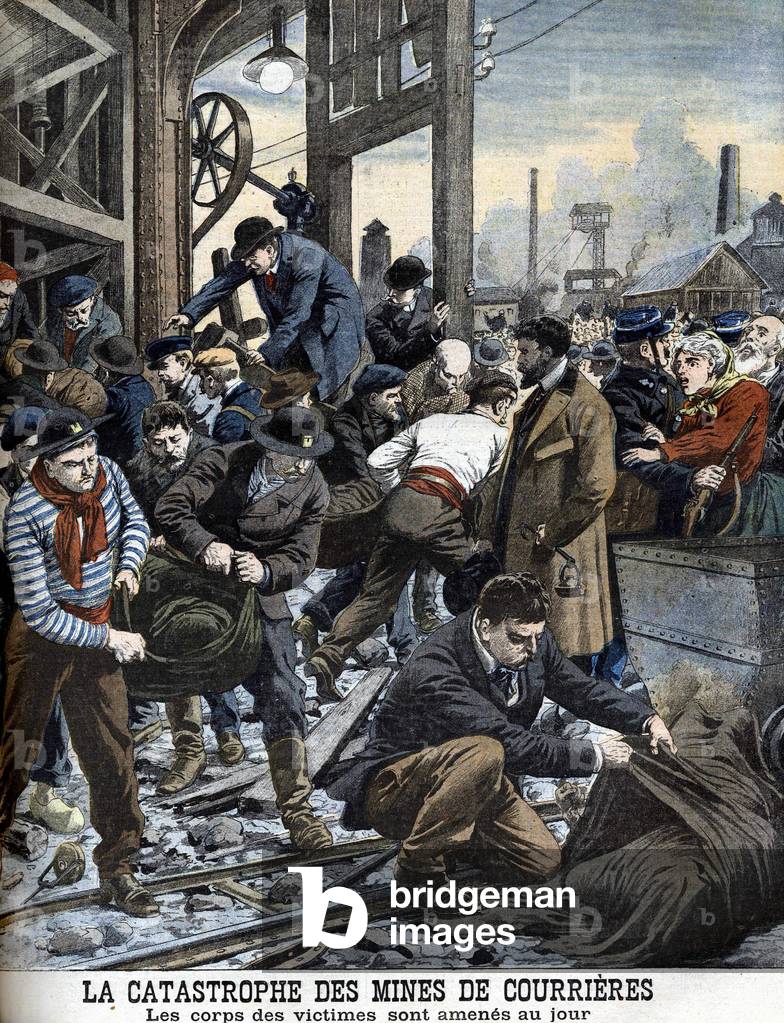 The disaster of the mines of Courrières, the bodies of the victims are brought to light, 