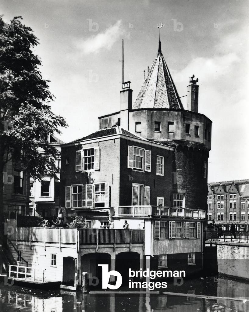 View of the city of Amsterdam in the Netherlands , Tower of the Pleuers (Schreierstoren) around 1950.