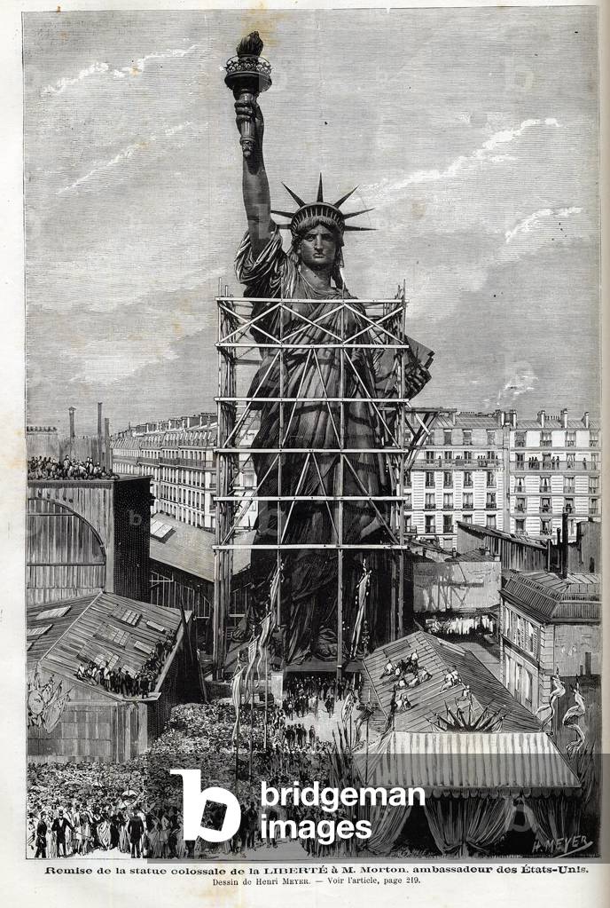 France, Paris, Giving the Statue of Liberty to United States ambassador - Packaging of the statue of Liberte made by Frederic Auguste Bartholdi (1834-1904) in scaffolding to transport it from Paris to America, 1884 in the presence of Mr. Morton Ambassador of the United States - engraving in “The Illustrous Journal” of 1884
