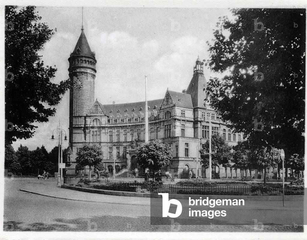 The Grand Duche of Luxembourg, the savings fund, c.1930s (photo)