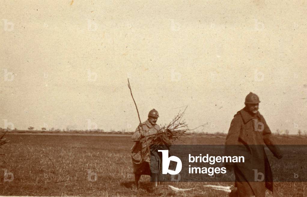First World War (1914-1918): the staking of a hose (sort of trench) near Cugny (Aisne) 30/03/1917