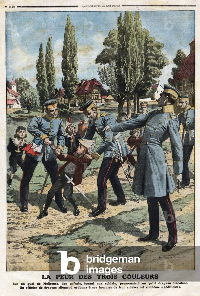 Bild von Fotografie "Die Angst vor den drei Farben: Auf einem Pier in Mulhouse (Elsass) laufen Kinder" 1912 vo
