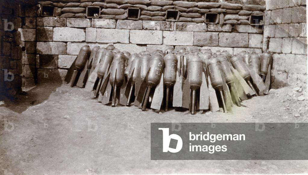 First World War (1914-1918): a small supply of torpedoes against a barricade, Hautebraye (Oise) 23/07/1916
