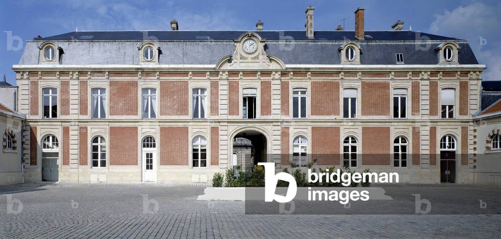 View of the Chateau de Roederer in Reims (champagne).